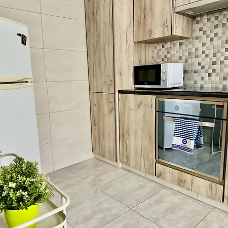 Tsimintia 25 *