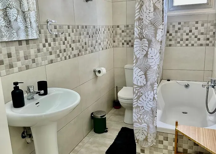 Tsimintia 25 Apartament