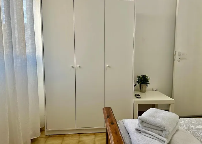 Apartament Tsimintia 25